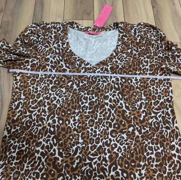 NWT! Lilly Pulitzer Jansen V-Neckline Sweatshirt Chocolate My Favorite Spot L - Picture 13 of 13